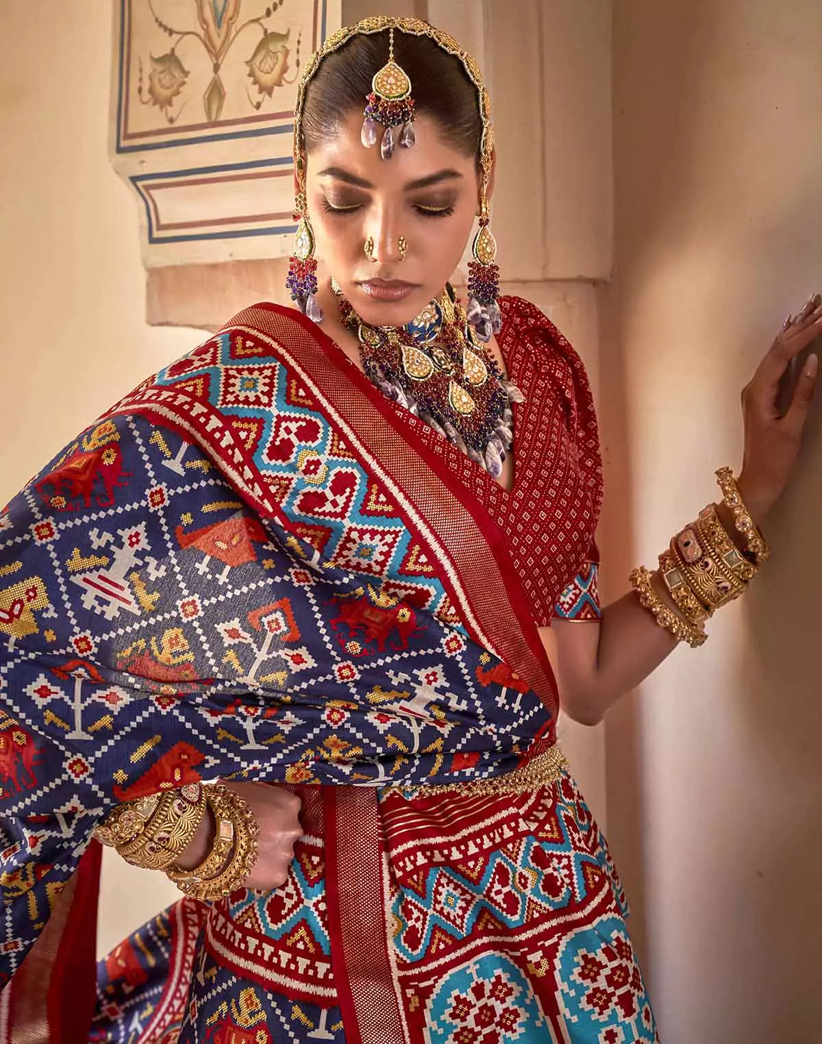 Image of Navy Blue Ikat Pattern Patola Silk Saree