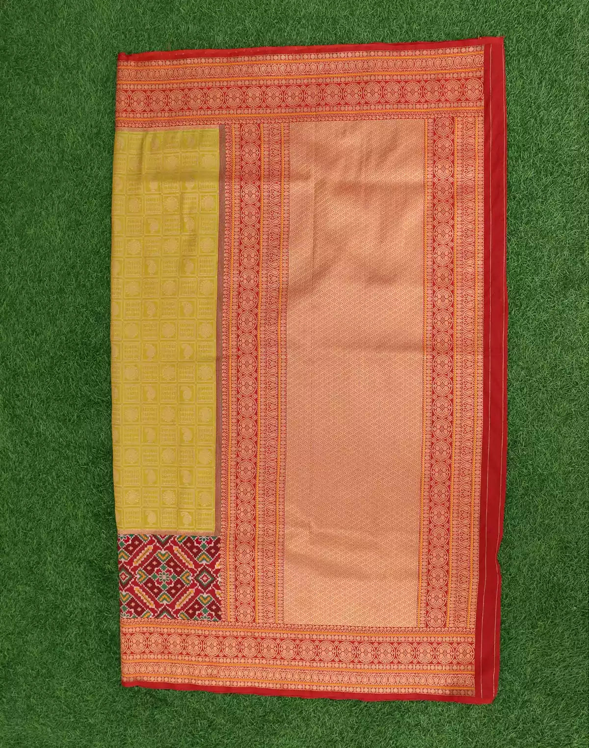 Image of Mehendi Green Woven design Pochampally Border Saree