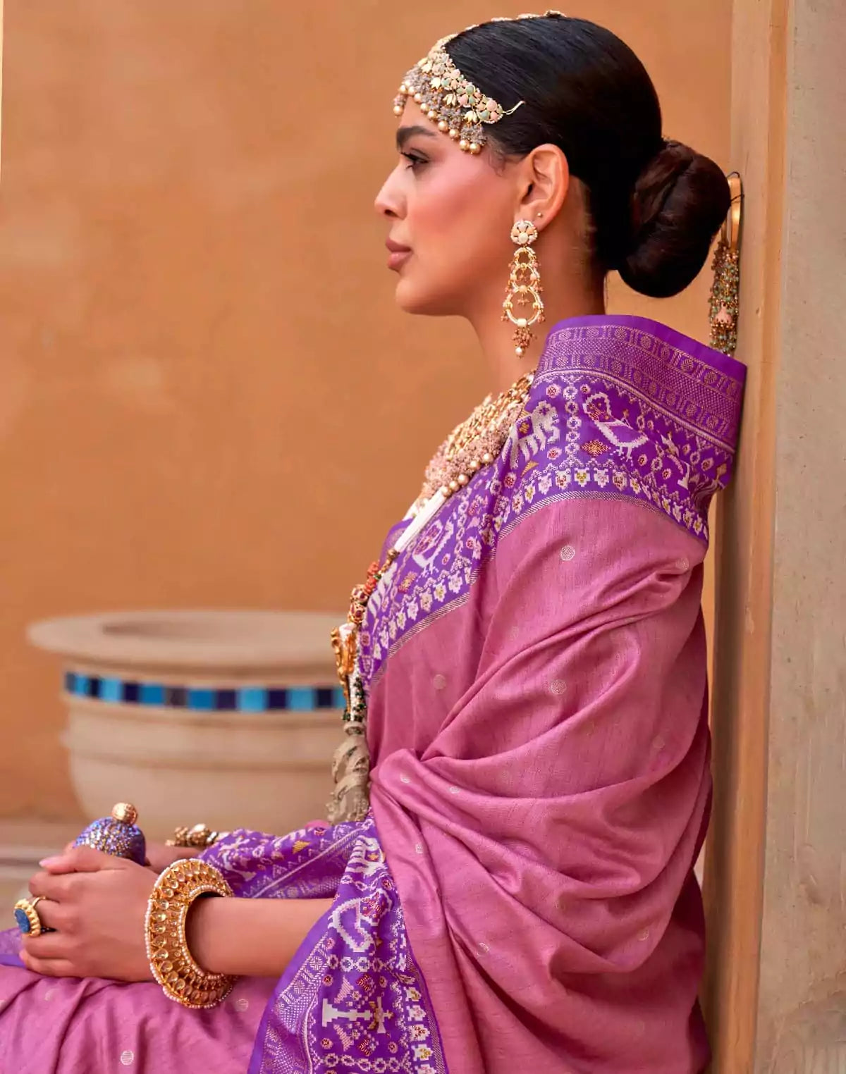 Image of Patola Silk Light Pink Stylish Saree