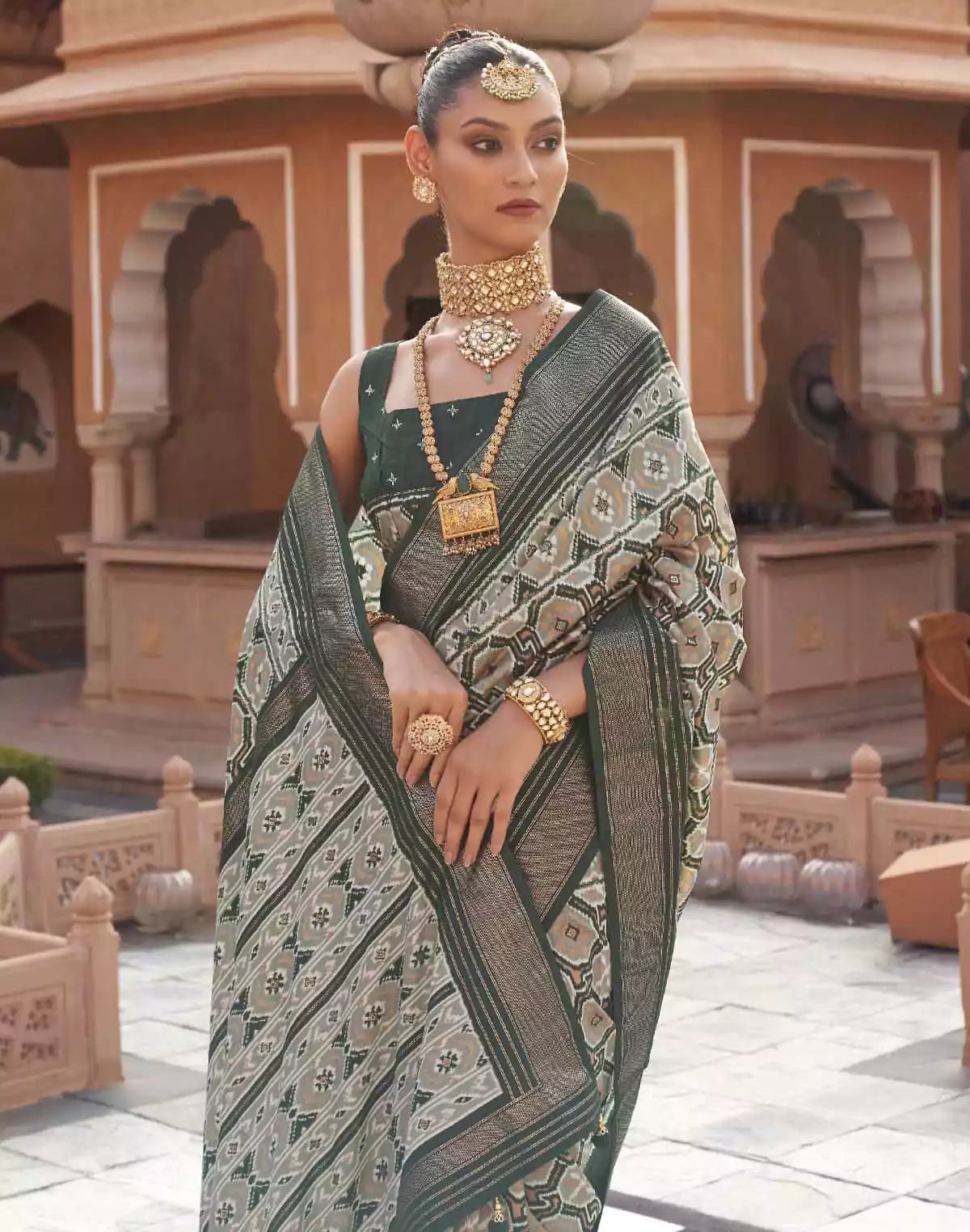 Image of Dolphin Grey Ikat Print Saree with Contrast Plain Border