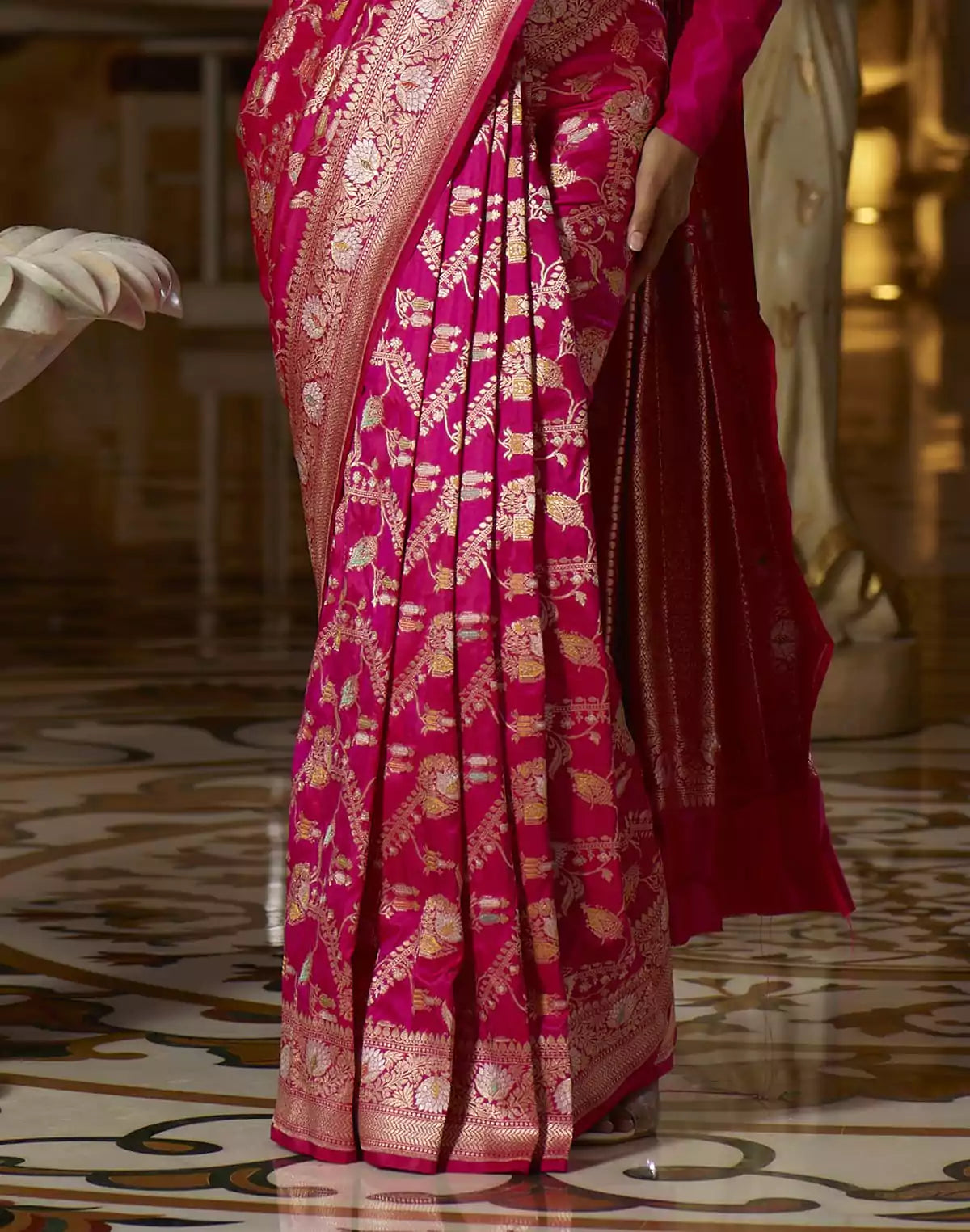 Image of Magenta Floral heavy Jaal work Handloom Silk Banarasi Saree