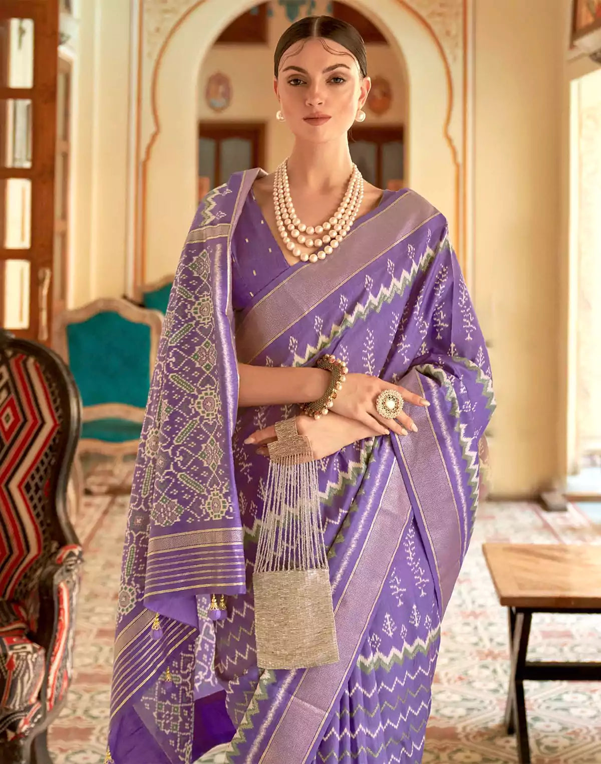 Image of Purple Patola Ikat Print Elegant Saree