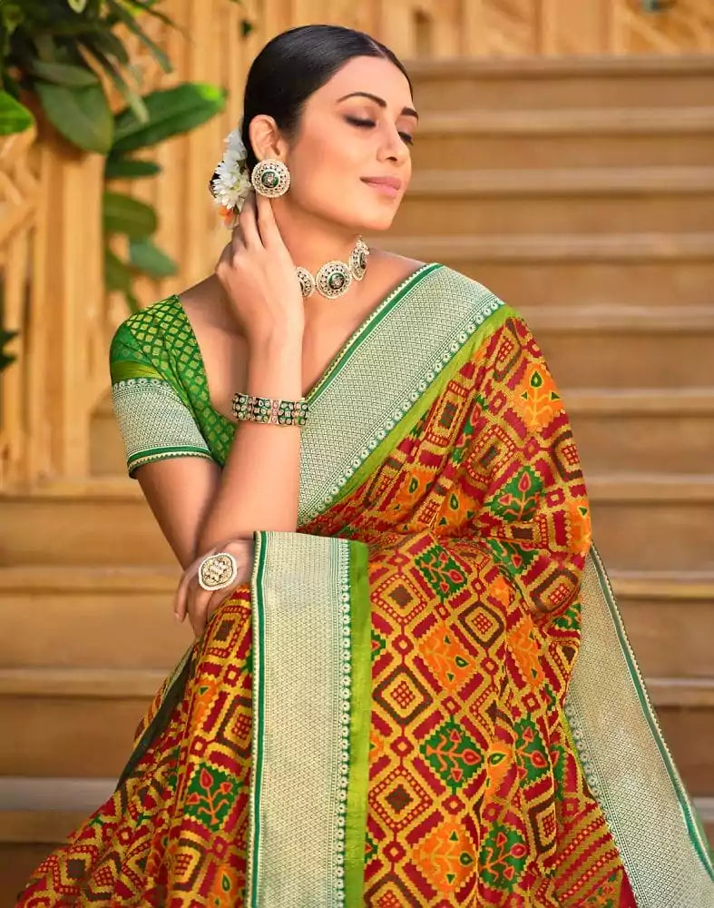 Image of Mustard Geometric Pattern Brasso Saree