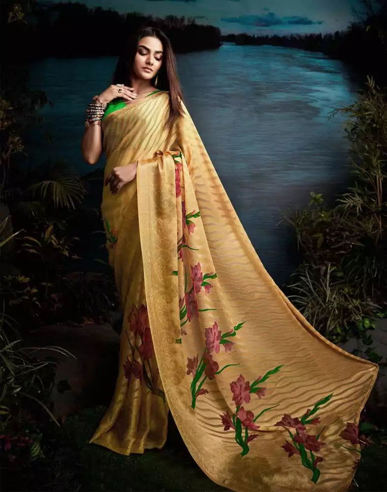 Image of Beige Striped Print Chiffon Saree