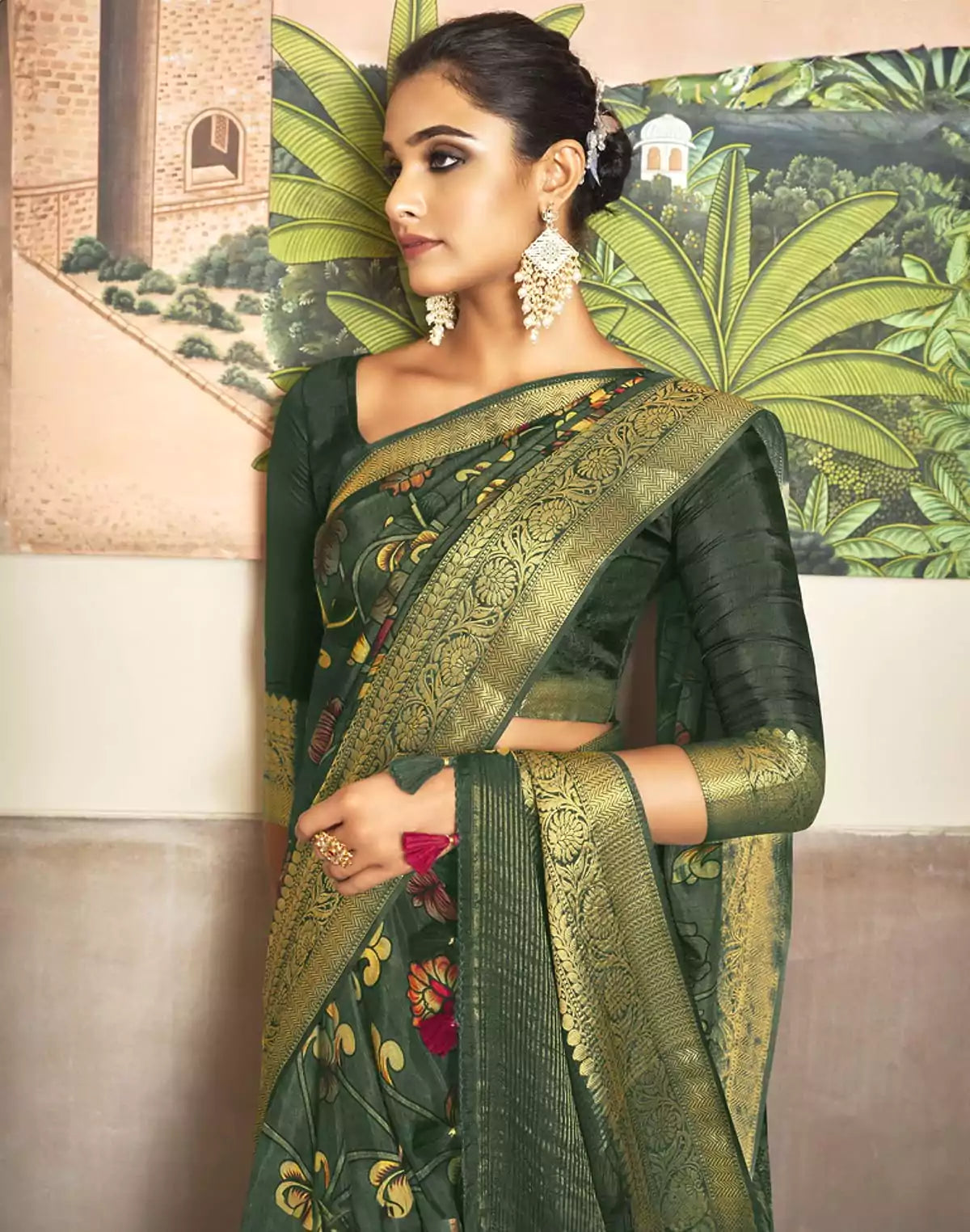 Image of Green Soft Dola Silk with Kalamkari Print Saree