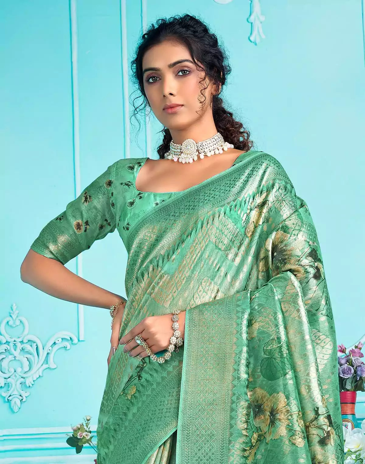 Image of Wonderful Organza Fabric with digital print Floral design Saree