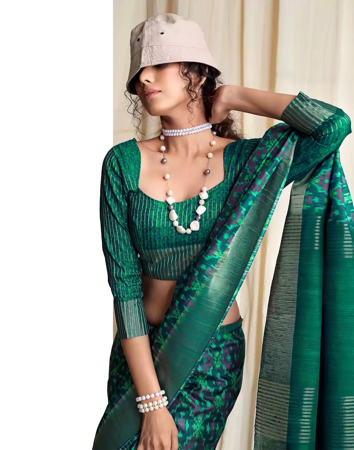 Image of Green Handwoven Ikat Print Tussar Silk Saree