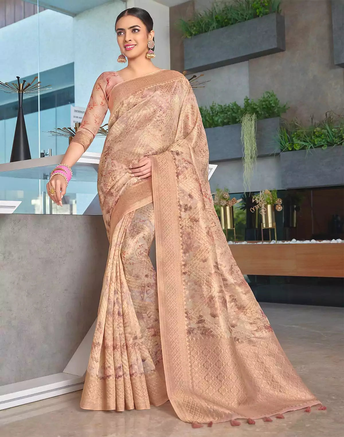 Image of Beige Jute Zari weaving Saree