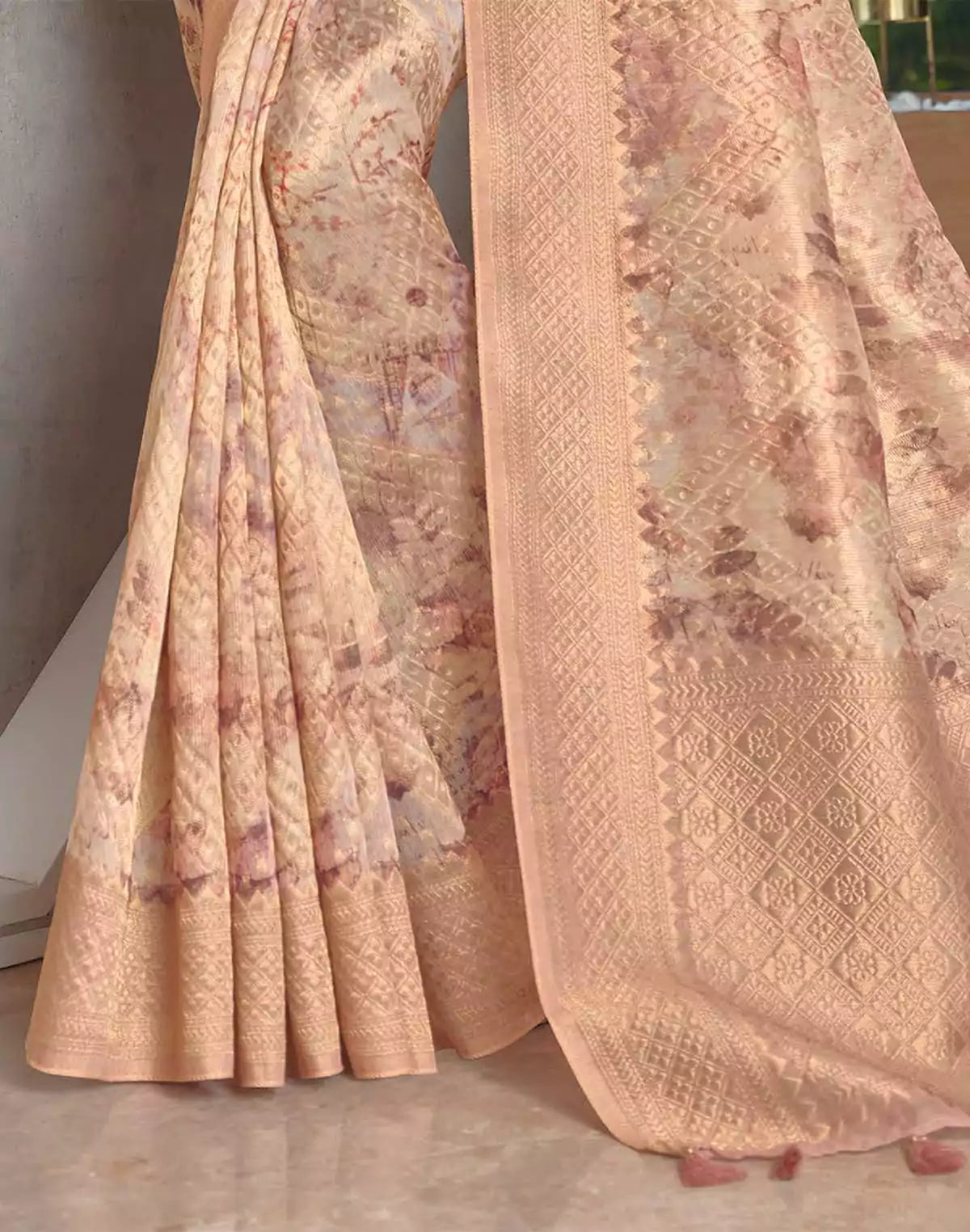Image of Beige Jute Zari weaving Saree