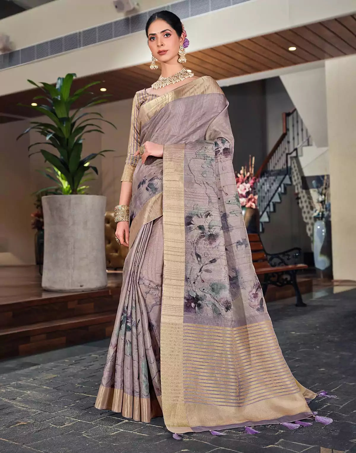 Image of Grey Graphic Print Bagalpuri fabric Saree