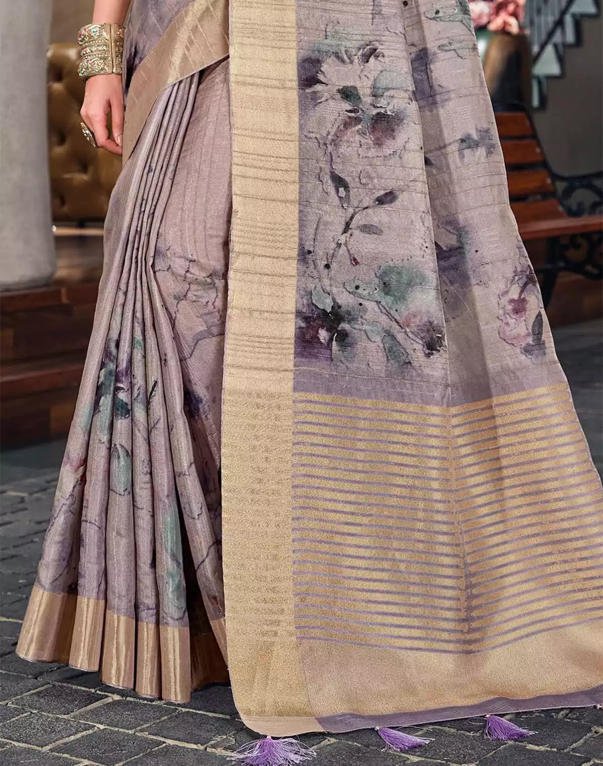 Image of Grey Graphic Print Bagalpuri fabric Saree