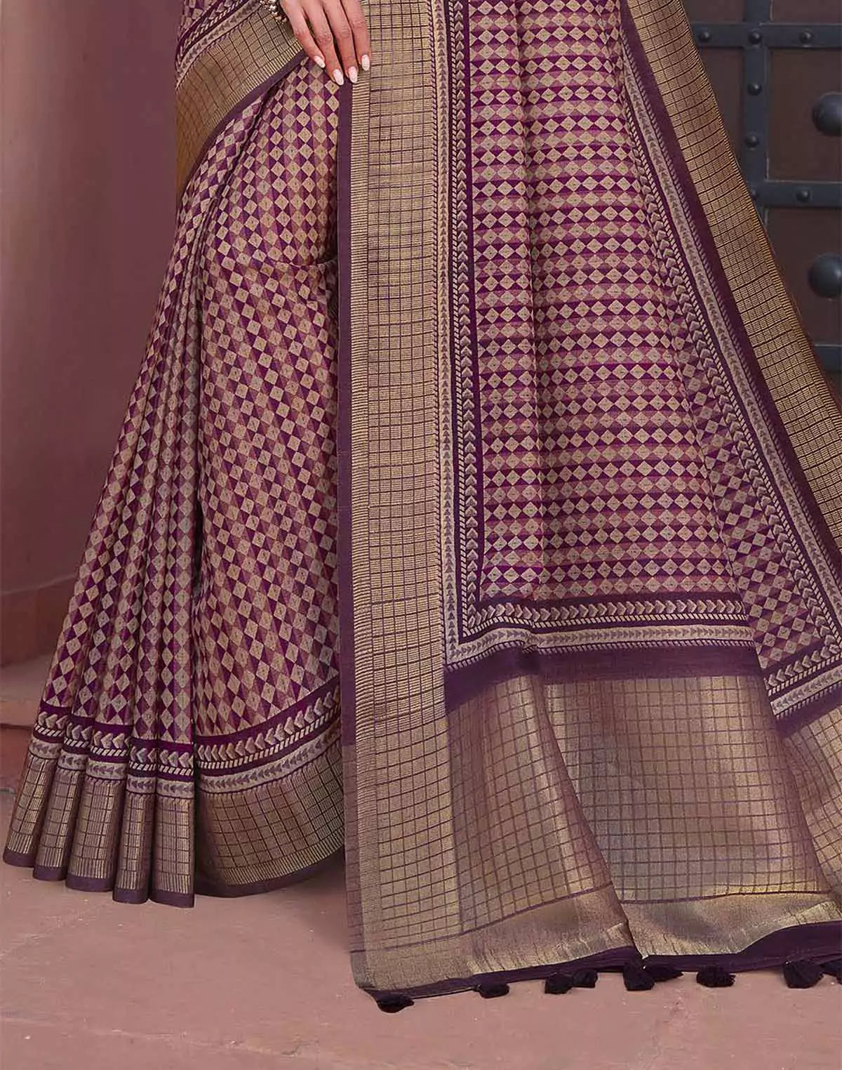 Image of Wine Coloured Jute Silk Fancy Saree
