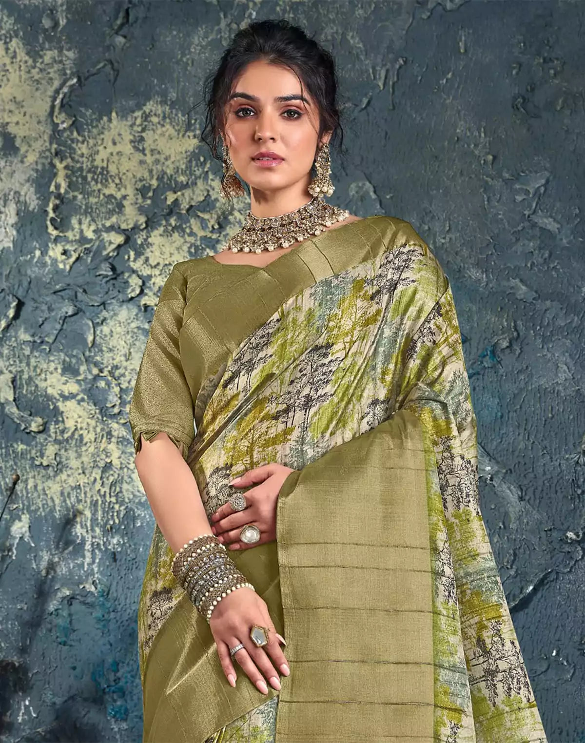 Image of Parrot Green light weight Jute Designer Saree