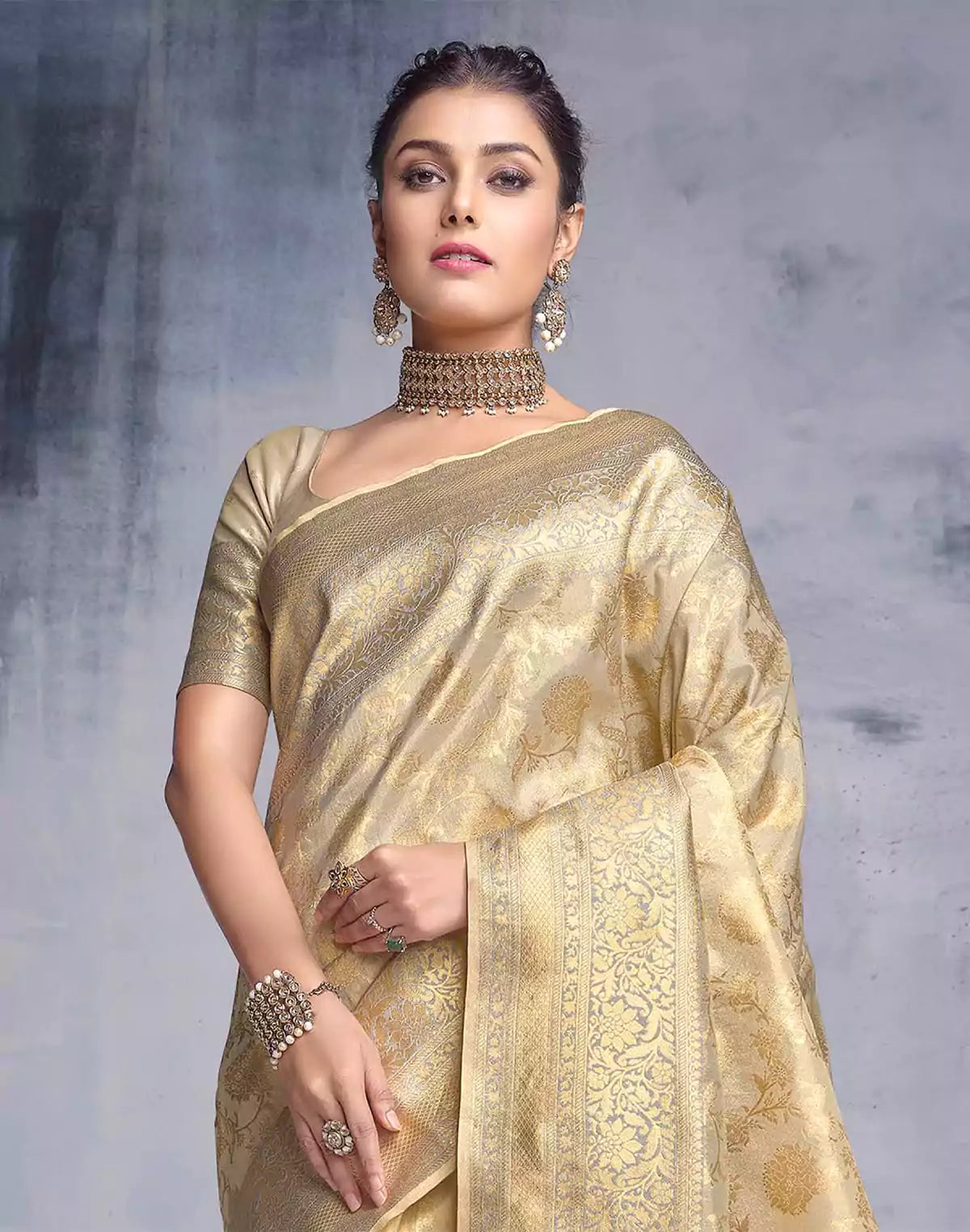 Image of Pretty Matte Gold Banaras Tissue Fabric Saree