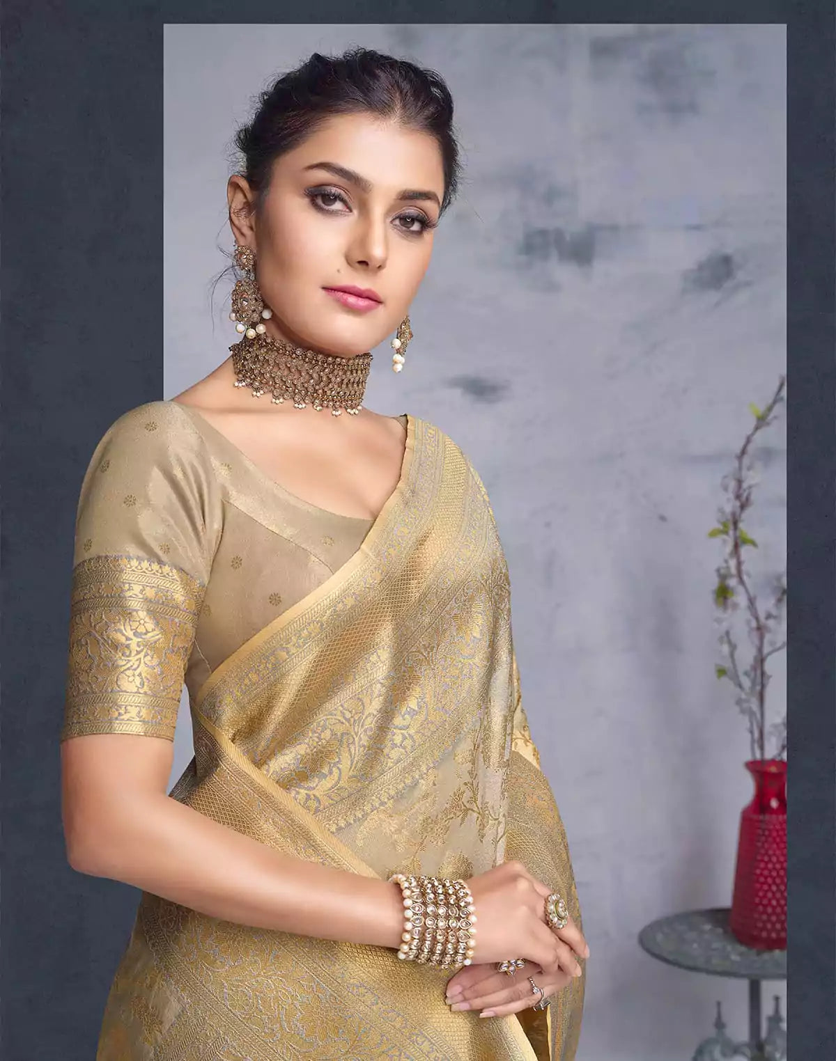 Image of Pretty Matte Gold Banaras Tissue Fabric Saree