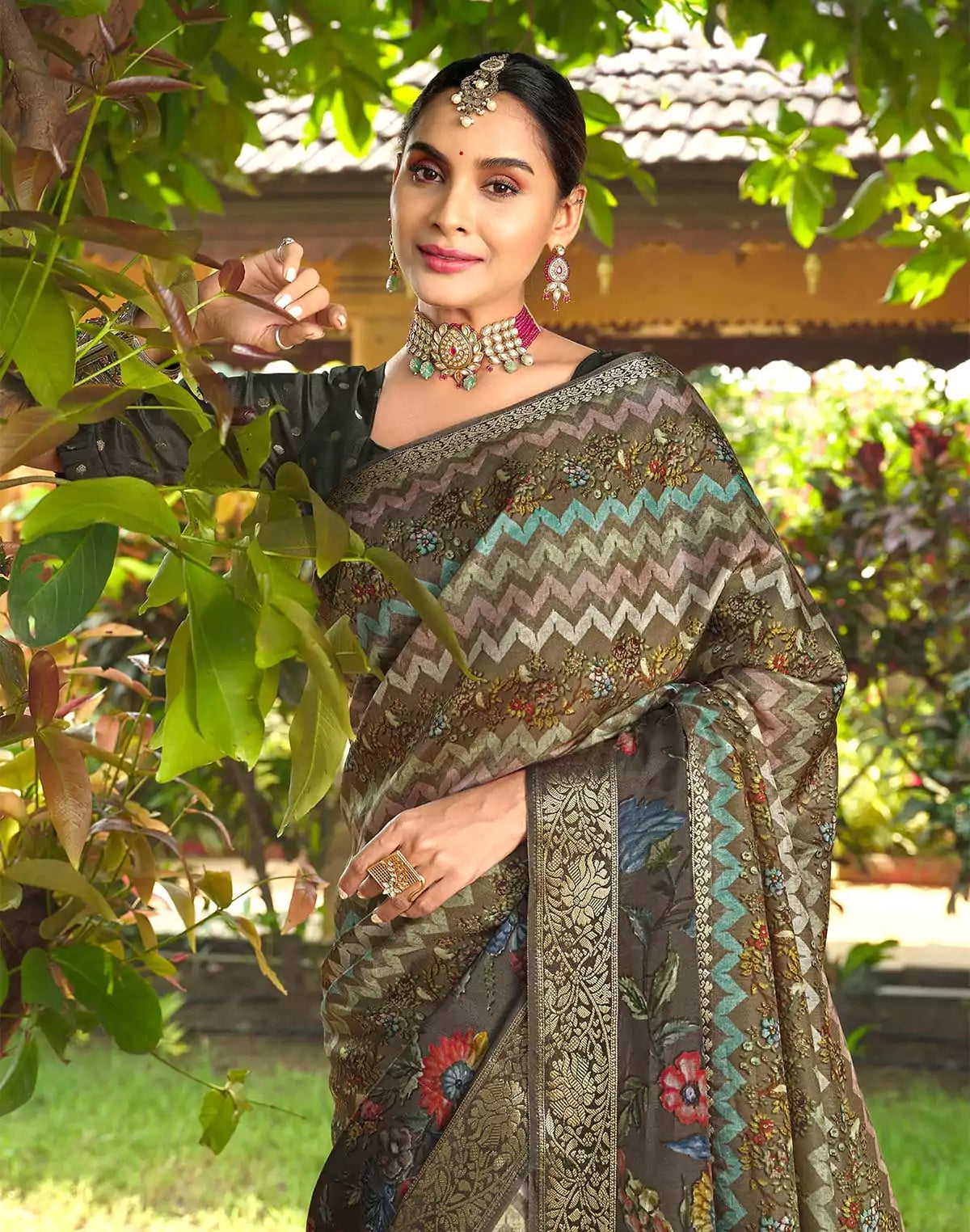 Image of Mehendi Green Soft Dola Silk Saree