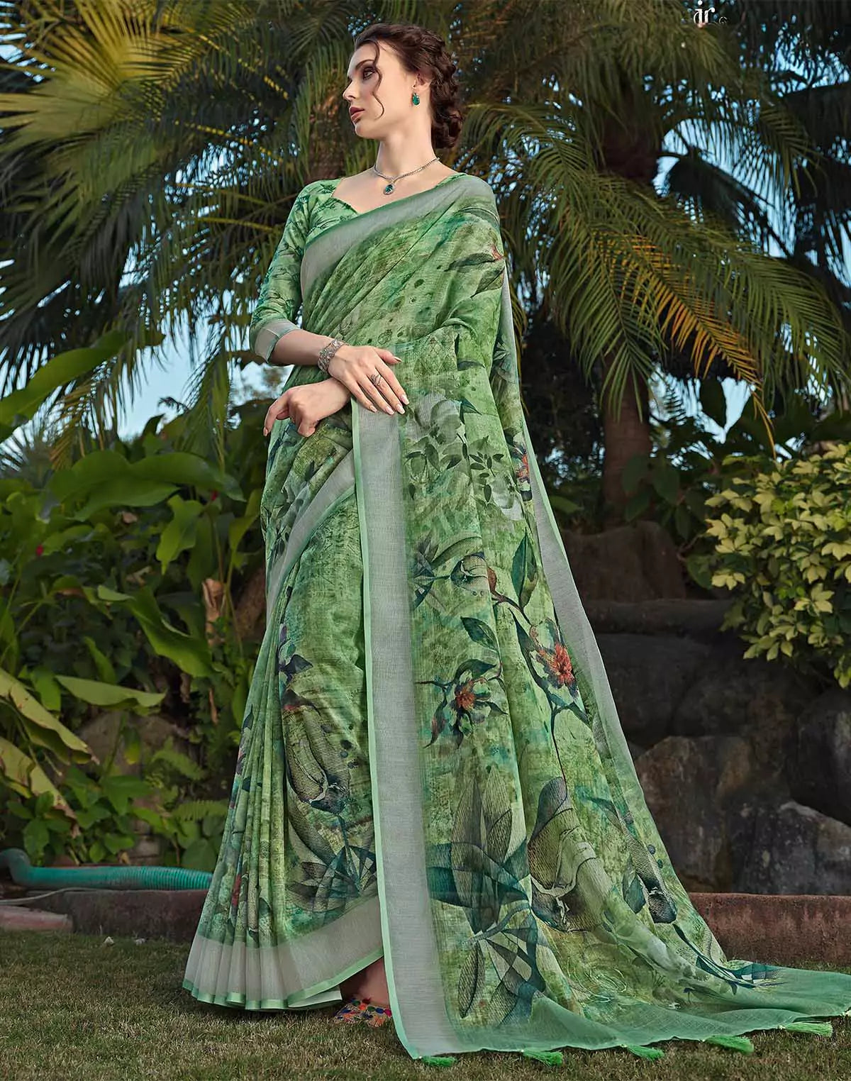 Image of Digital Print Cotton Linen Saree with Floral Blouse Piece