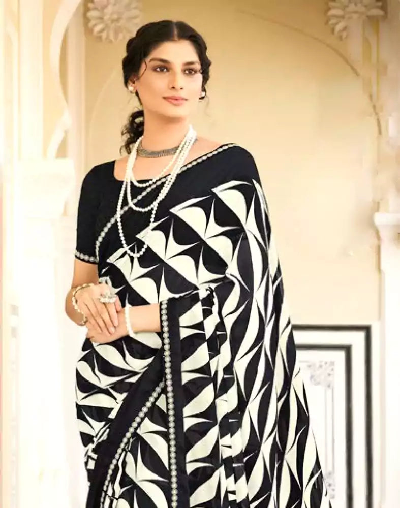 Image of Black Graphic Print Chiffon Saree