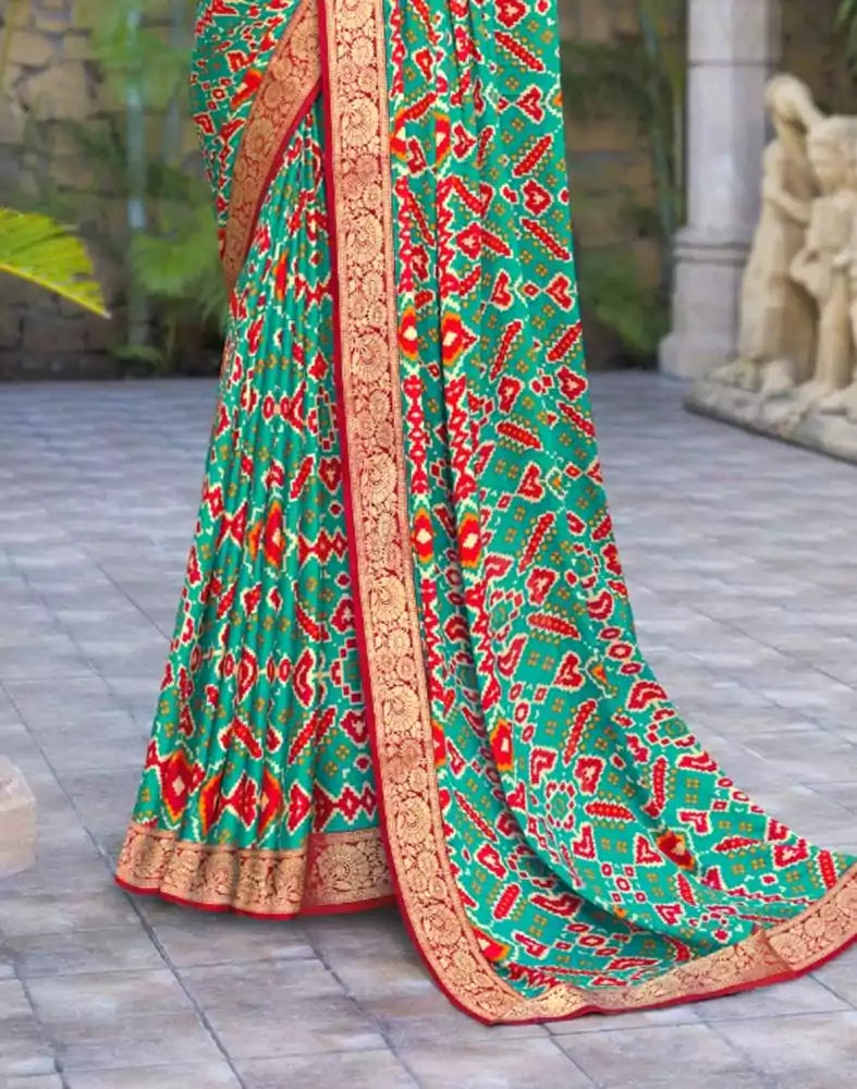 Image of Rama Green Geometric Pattern Print Chiffon Saree