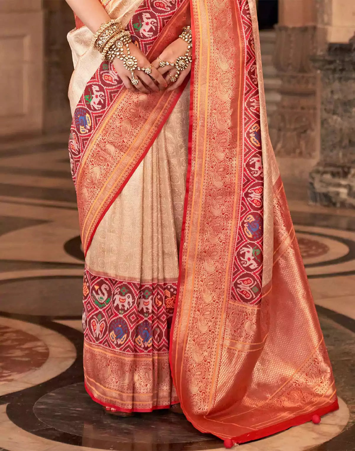Image of Cream Zari Woven Banaras Meenakari Silk Saree