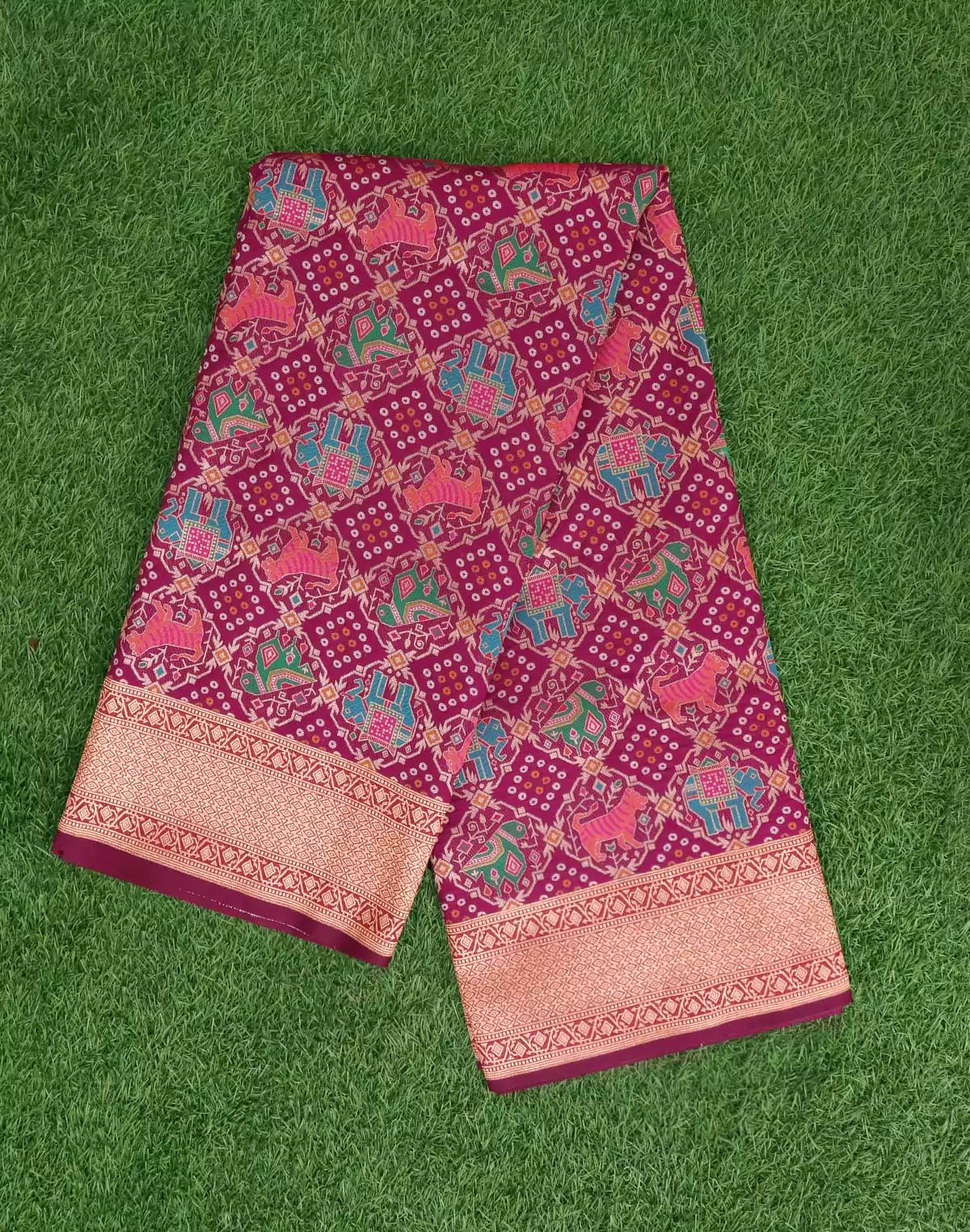 Image of Animal Zari weaving Banaras Fancy Saree