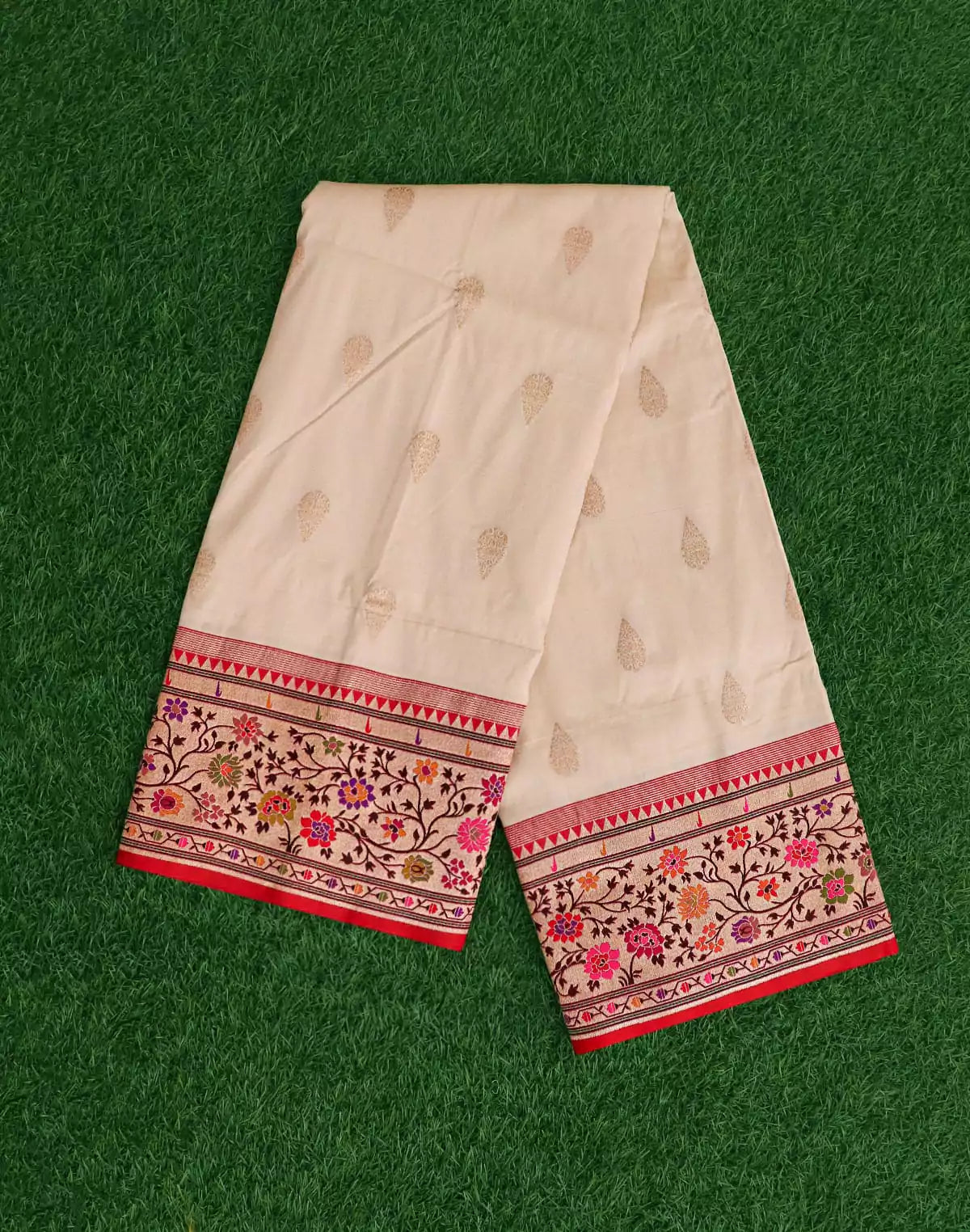Image of Cream and Pink Banaras Butta Saree