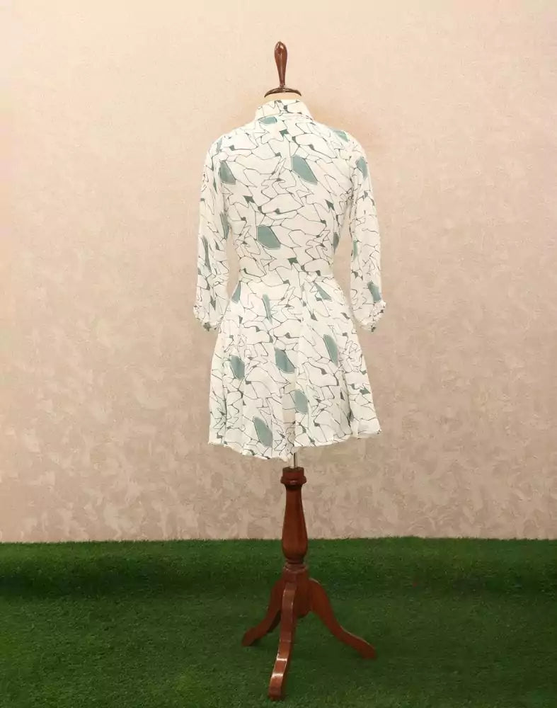 Image of Light Green Graphic Print Chiffon Top