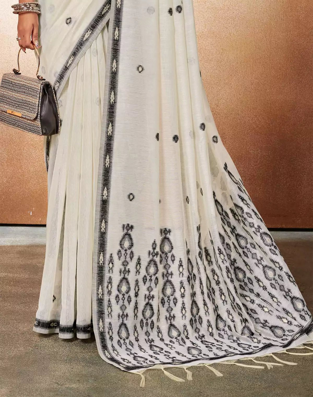 Image of White Coloured Printed Cotton Silk Saree - South India Shopping Mall